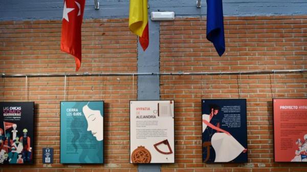 Cerebros brillantes: una exposición rinde homenaje a las mujeres científicas