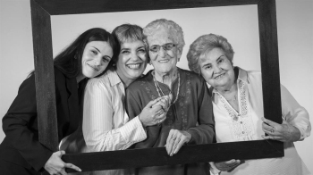 La muestra reúne fotografías y testimonios de los protagonistas