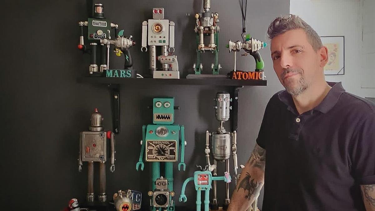 Esta original muestra escultórica es obra de Andrés Guardia