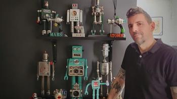 Esta original muestra escultórica es obra de Andrés Guardia