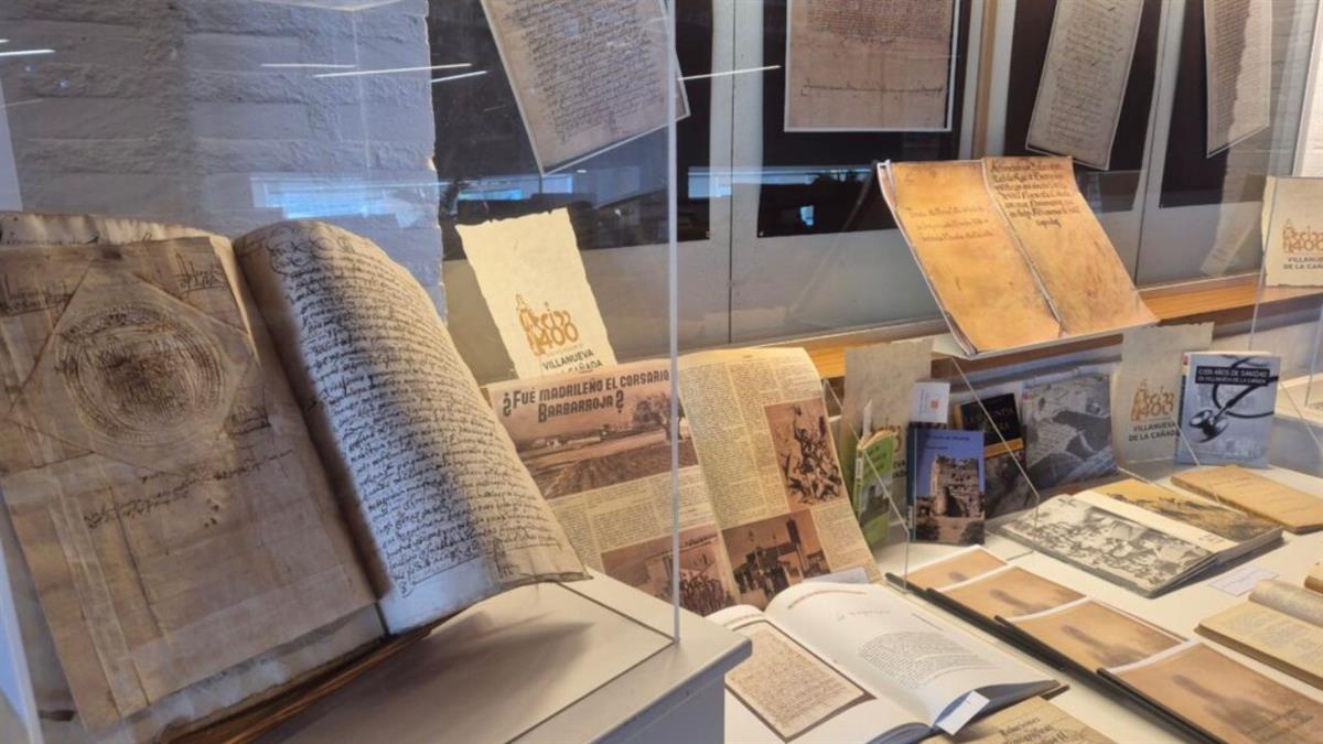 La Biblioteca F. Lázaro Carreter acoge una exposición enmarcada en las Jornadas del Libro
