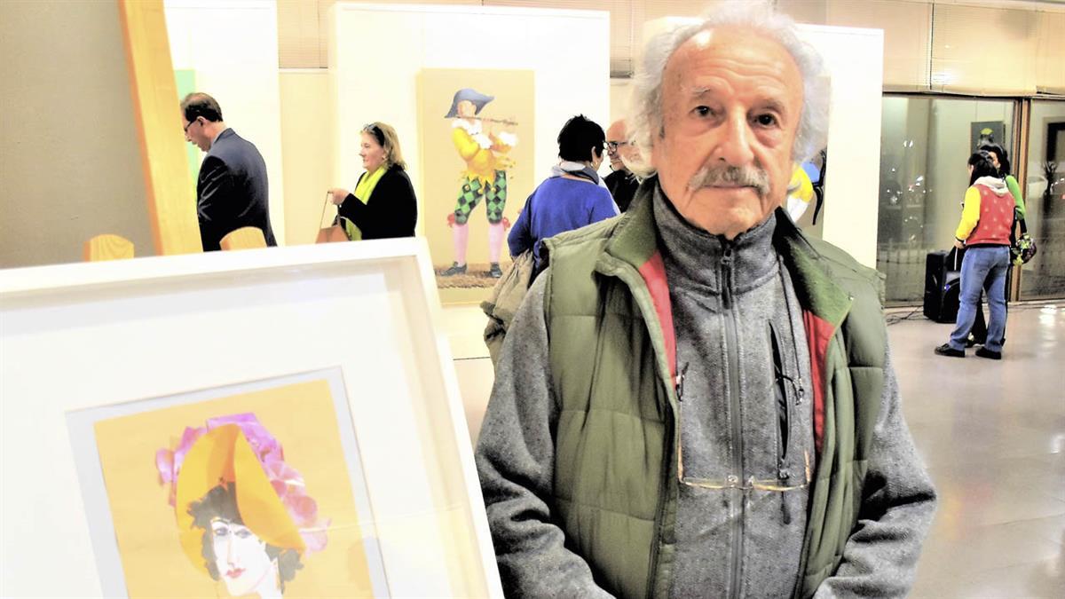 Escultor, ceramista, dibujante y pintor, fundó una prestigiosa fábrica de obras de porcelana