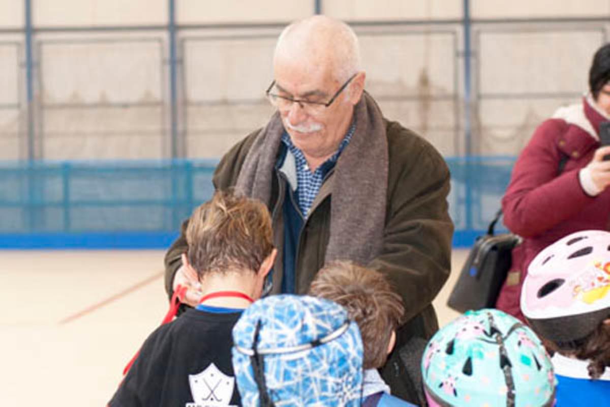 Alcalá de Henares lamenta la muerte del impulsor del hockey sobre patines de la ciudad 