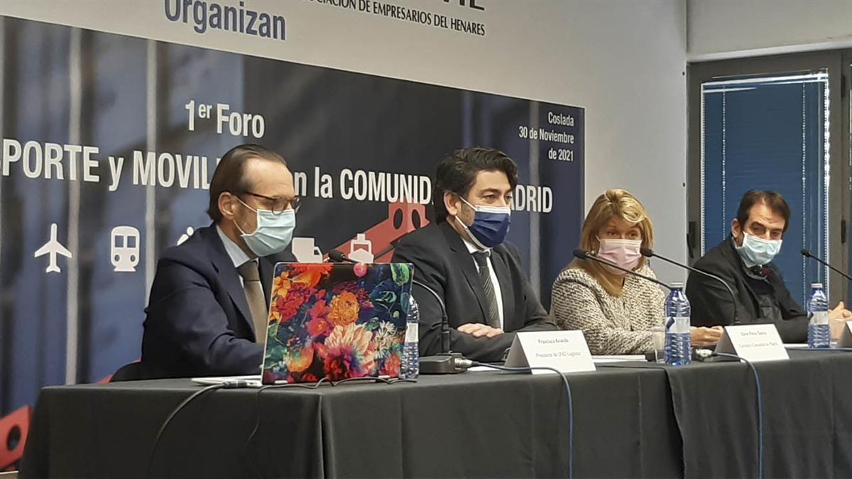 El consejero de Transportes e Infraestructuras ha inaugurado hoy el primer Foro de la Logística, el Transporte y la Movilidad