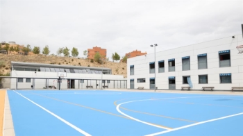 Los vecinos alertan de que las obras no arrancarán hasta finales de noviembre al requerir piezas a medida
