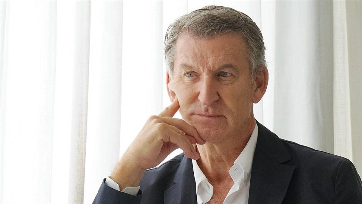 El líder del PP asegura que "la integridad territorial de España no se negocia, se defiende"