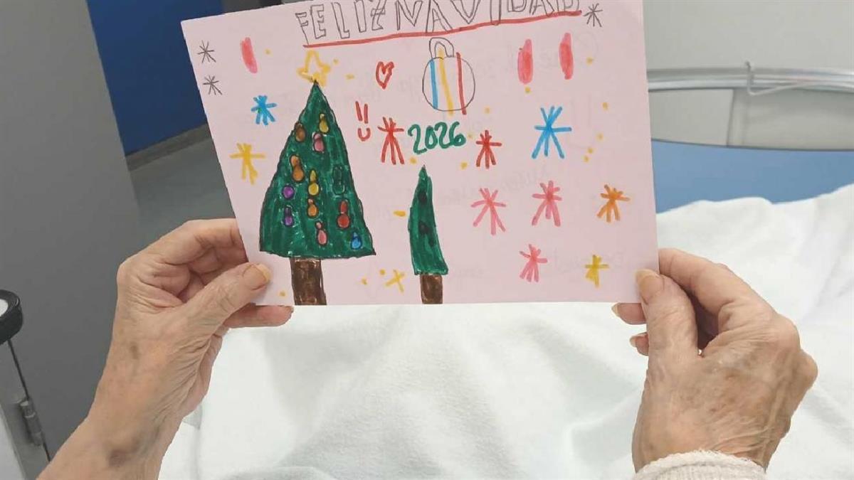 300 'christmas' fueron entregados a los pacientes del Hospital Público del Tajo