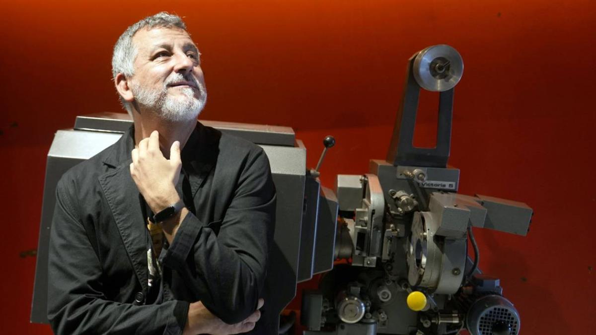 El sábado 1 de febrero ofrecerá el título 'Felipe V, el rey que nos salió rana'