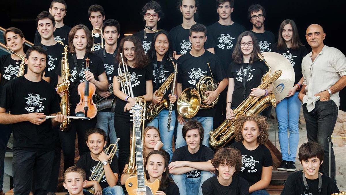 Los componentes de The Spirit Marching Band abrirán el festival recorriendo la Avenida de España