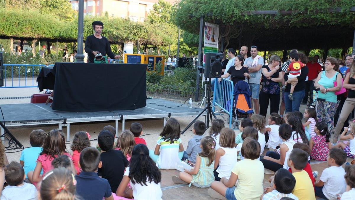 El Festival de Títeres se celebra dentro del programa de fiestas entre el 16 y el 18 de septiembre