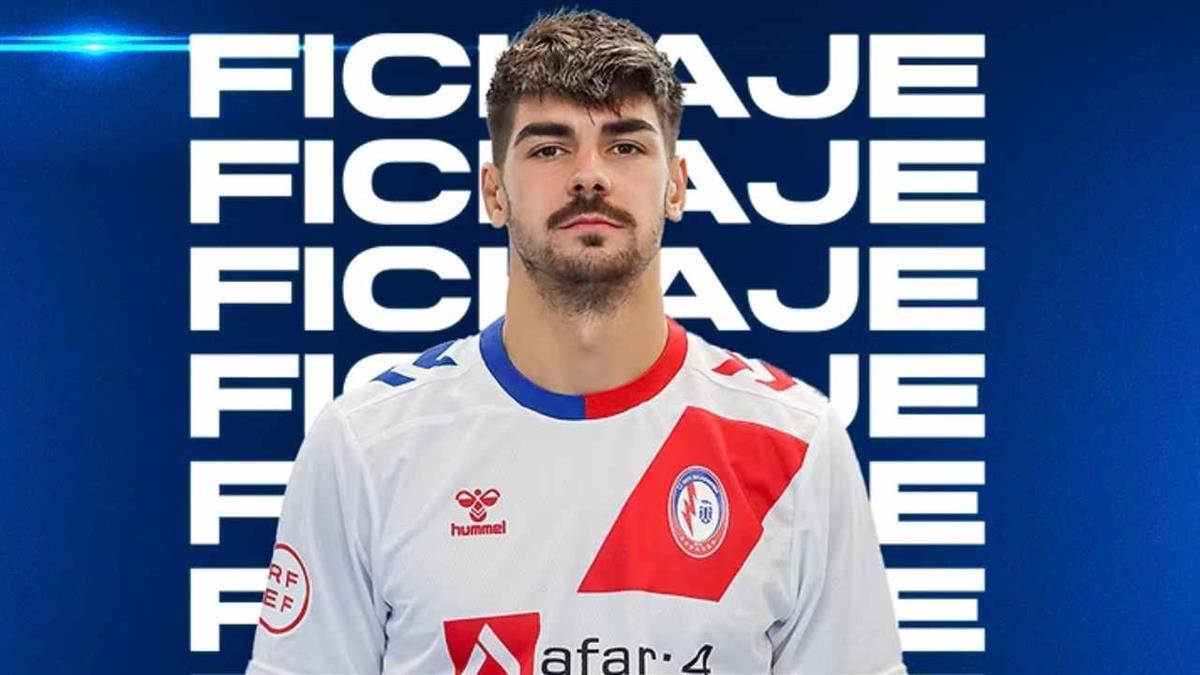 Alejandro Salvador se incorpora al club tras su paso por el AC Bellinzona de Suiza