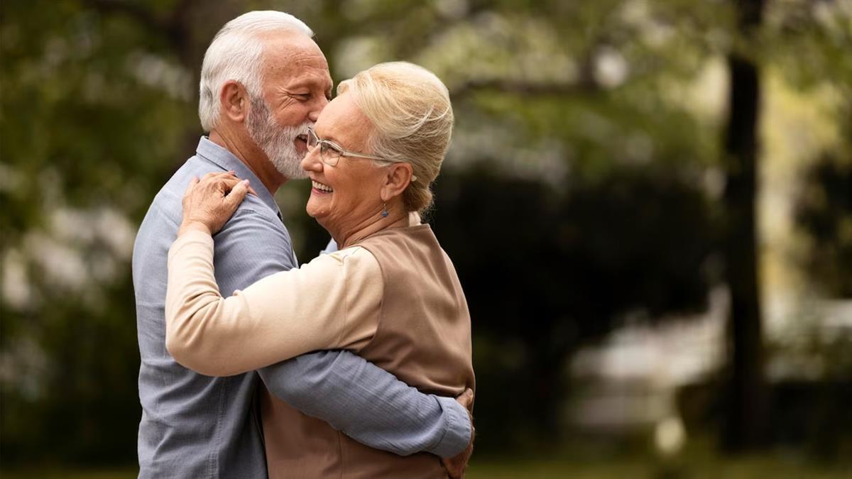 A base de bailes, cartas de amor, música en directo, teatro, en incluso safari
