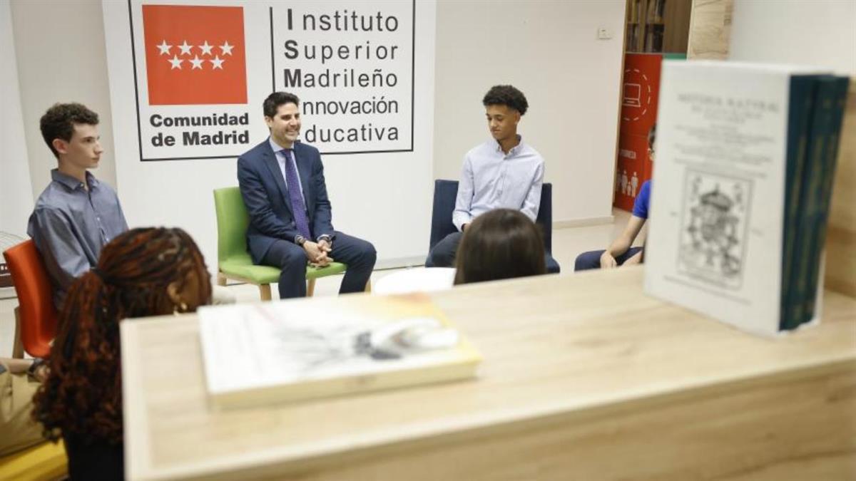 Esta iniciativa permite a los estudiantes simular las sesiones de la ONU 