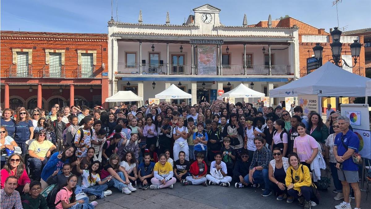 El alcalde anuncia que la ciudad es finalista a los Premios de Servicios Sociales por el programa 'Salta Conmigo'