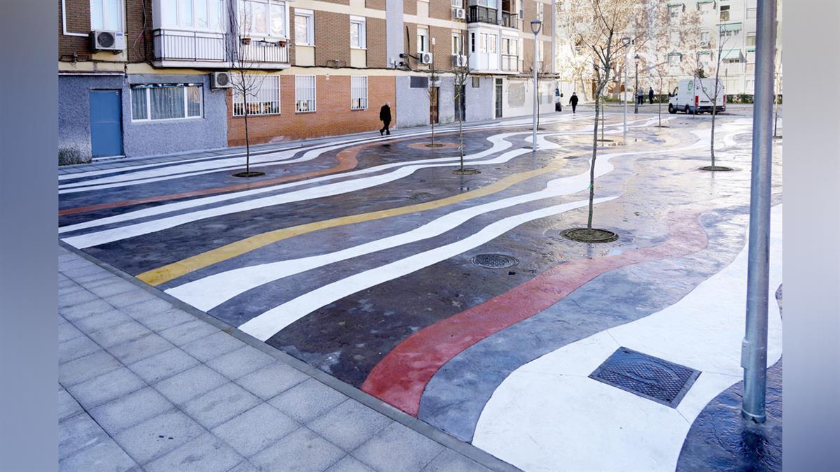 Se remodeló el parque situado detrás de la Calle Alfonso XII