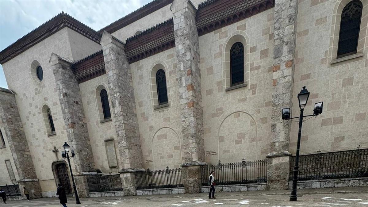 Para la renovación integral de la Plaza de los Santos Niños