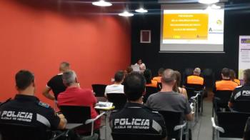 La Policía de Alcalá recibe formación de cara a las fiestas