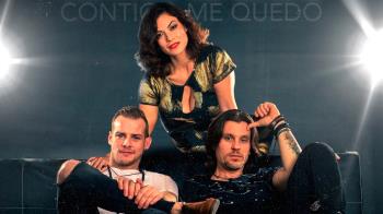 "Siento que me estoy muriendo, cómo el corazón se para" es la letra del estribillo de 