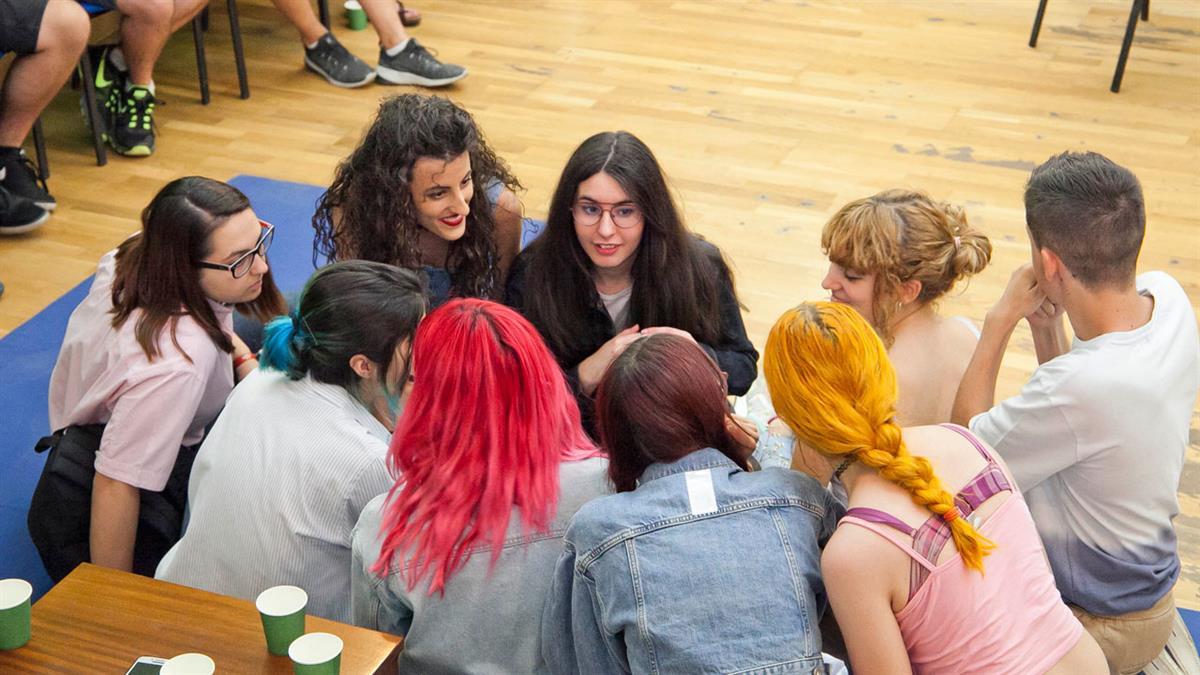 Se celebrarán 4 miniforos y un gran foro final en el que los portavoces juveniles expondrán sus preocupaciones y conclusiones 