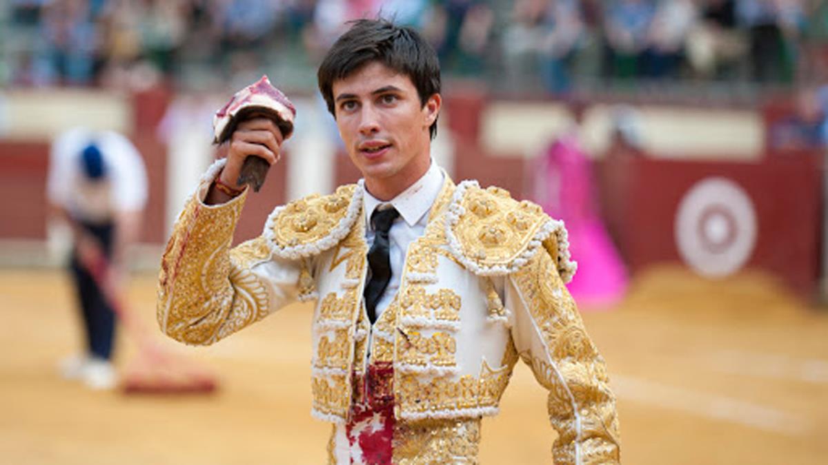 Hablamos con el torero fuenlabreño Francisco José Espada en el inicio de la nueva temporada