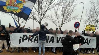 Tras la concentración realizada en la entrada al estadio 