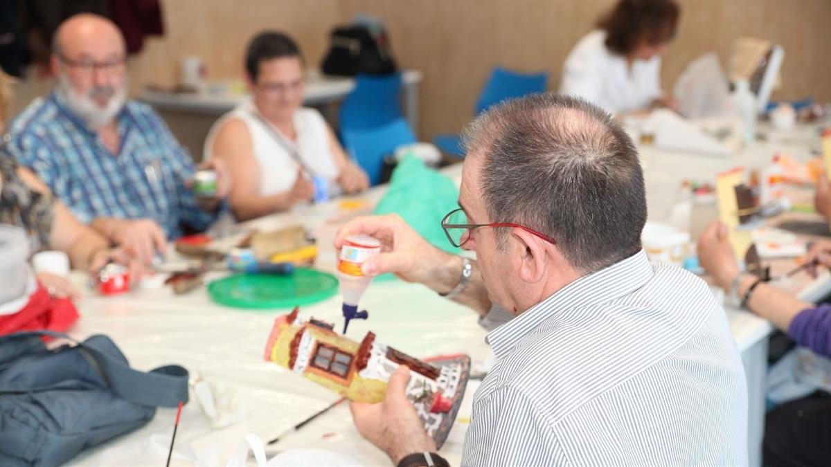 El Programa "Verano en compañía" suma 140 plazas y ofrecerá actividades gratuitas para combatir la soledad no deseada durante julio y agosto