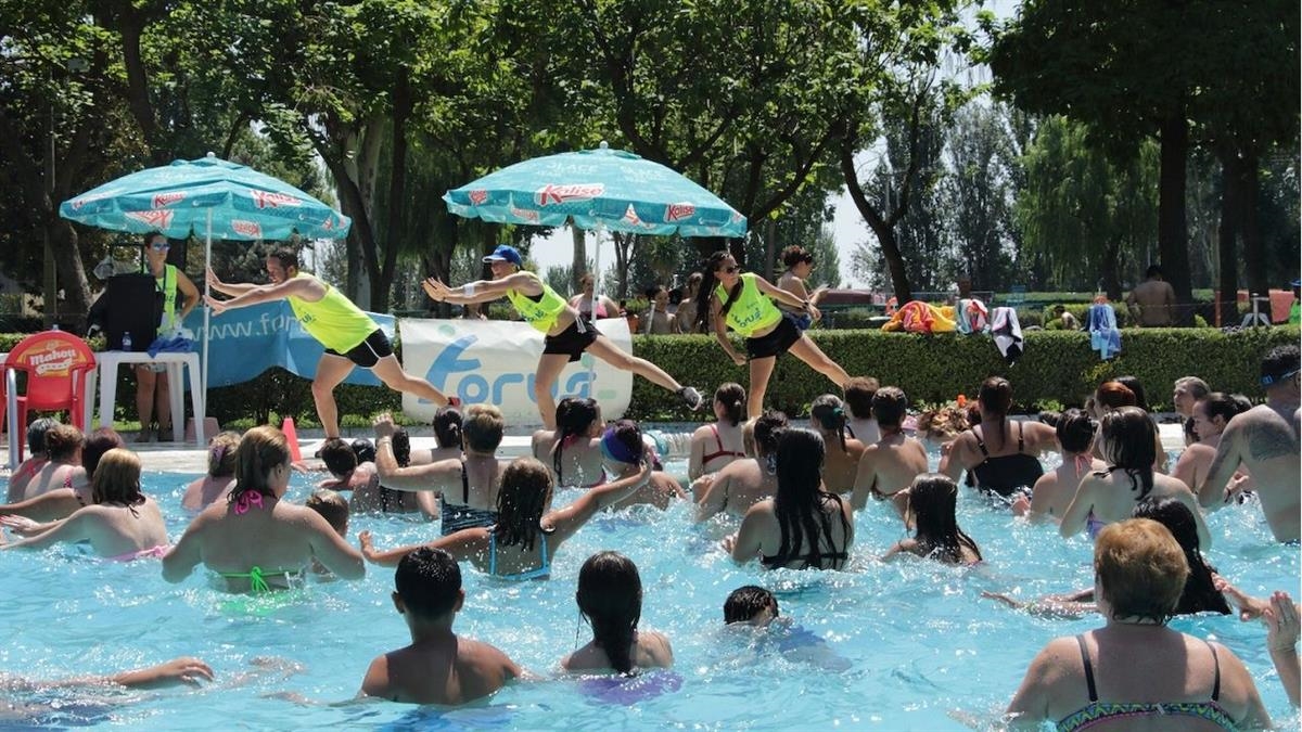 El Ayuntamiento programa dos actividades especiales en las piscinas los días 3 y 5 de julio para dar la bienvenida al verano
