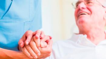 Además de la ampliación de convenios entre ayuntamientos y Gobierno regional a tres años y que no se reduzca la Renta Mínima de Inserción