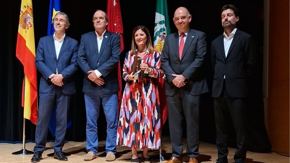 El reconocimiento premia el plan especial de choque impulsado por el Ayuntamiento para reforzar la limpieza viaria y combatir las conductas incívicas.