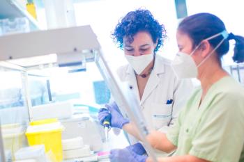 Entrega sus nuevas ayudas irán a 21 estudios sobre enfermedades raras infantiles, trasplantes, traumatología y cáncer