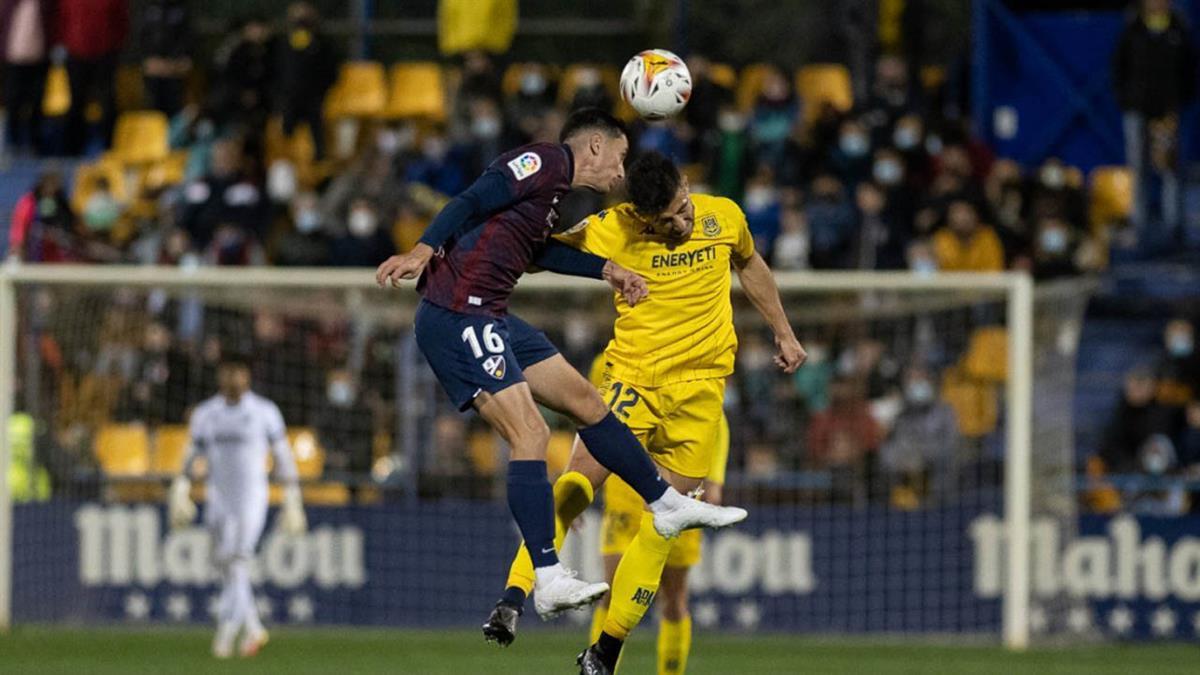 Un gol de cabeza cambió de color del luminoso, ofreciendo una de las victorias más esperadas por el club