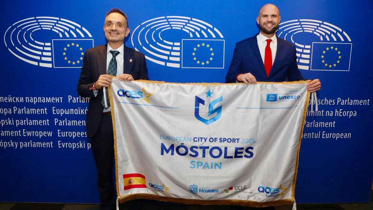El alcalde recogió el título de Ciudad Europa del Deportes 2026