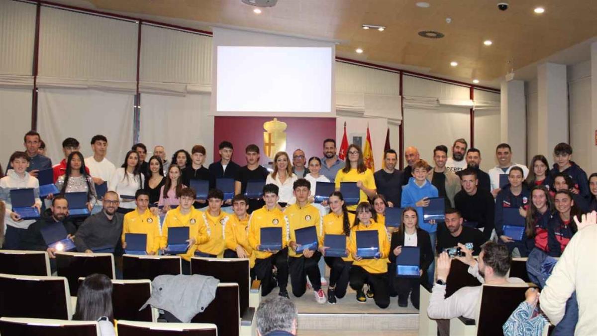 Un reconocimiento a quienes llevan el nombre del municipio con orgullo