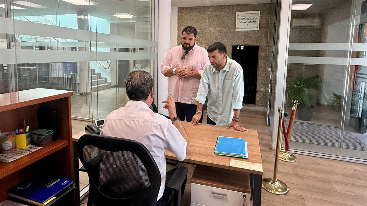 El Ayuntamiento ha contratado 8 nuevos auxiliares en su empeño del fomento de empleo en las personas con discapacidad
