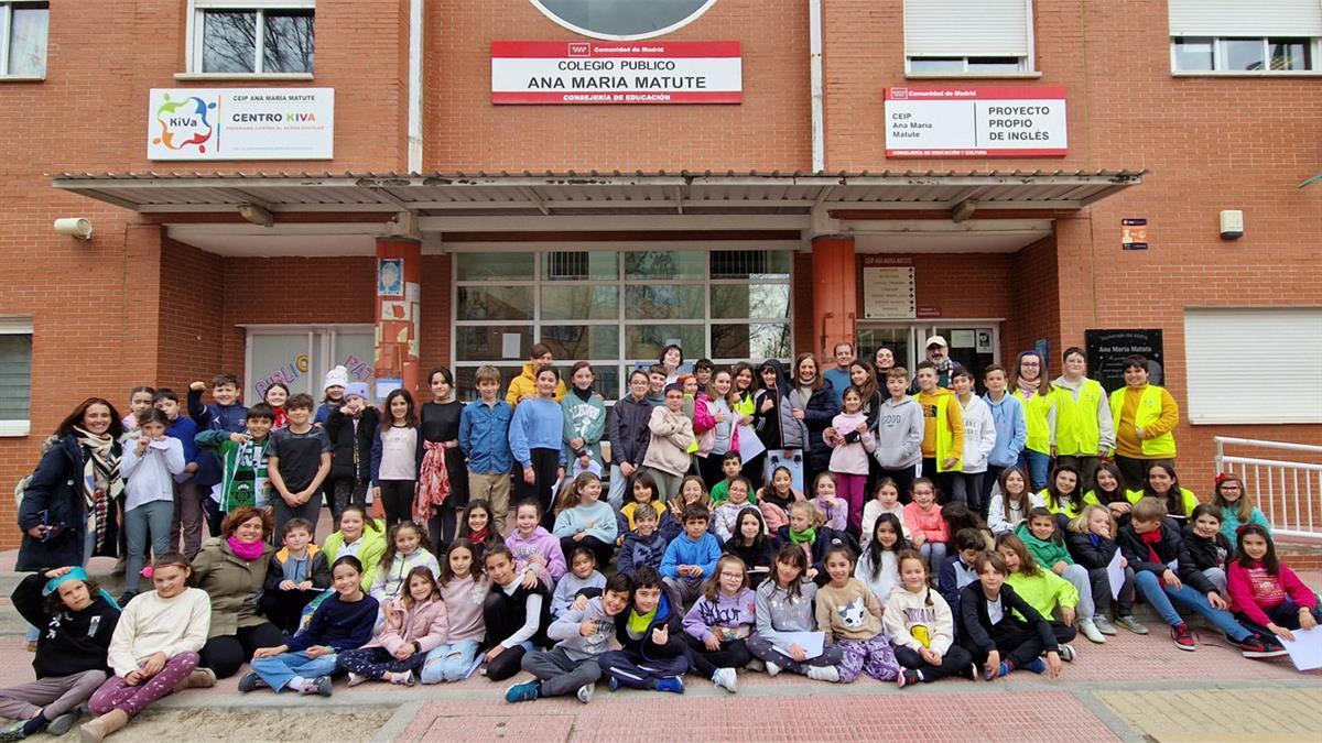 Este proyecto busca, entre otras cosas, concienciar sobre la importancia del medio ambiente, fomentar la toma de decisiones y el comercio justo