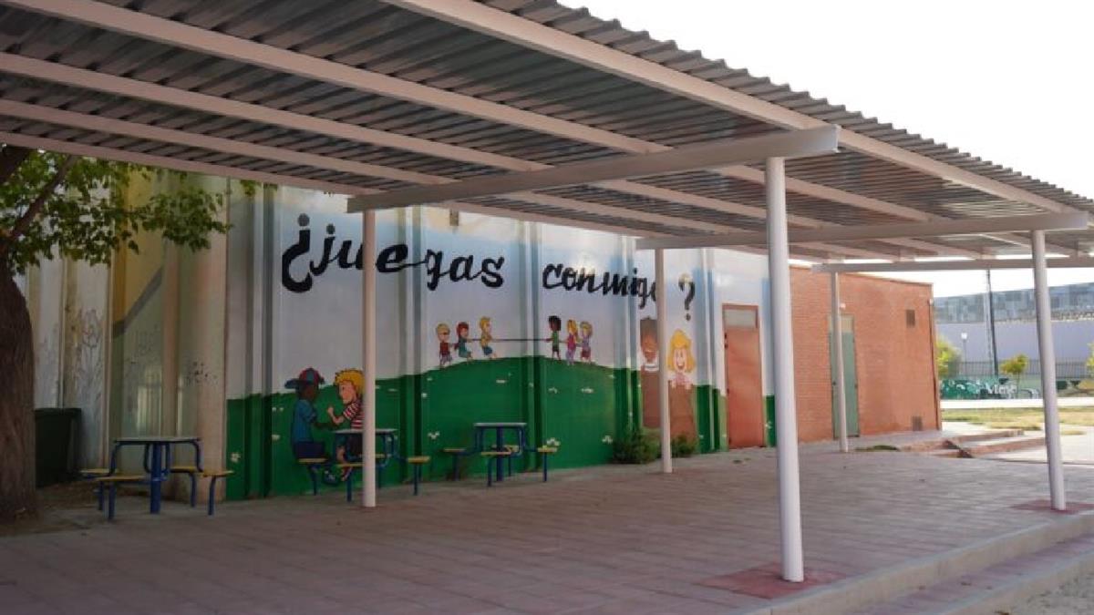 El Ayuntamiento ha invertido más de 1.000.000 de euros en obras de colegios este verano
