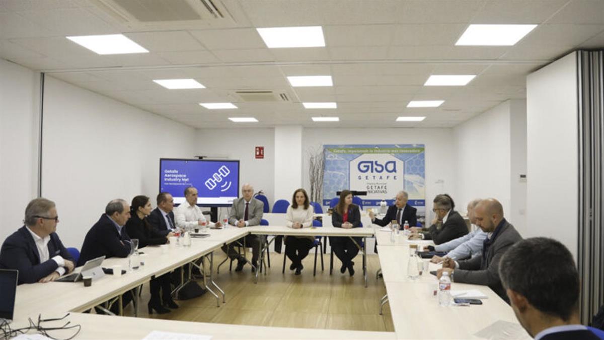 Se está preparando un calendario de eventos y reuniones 