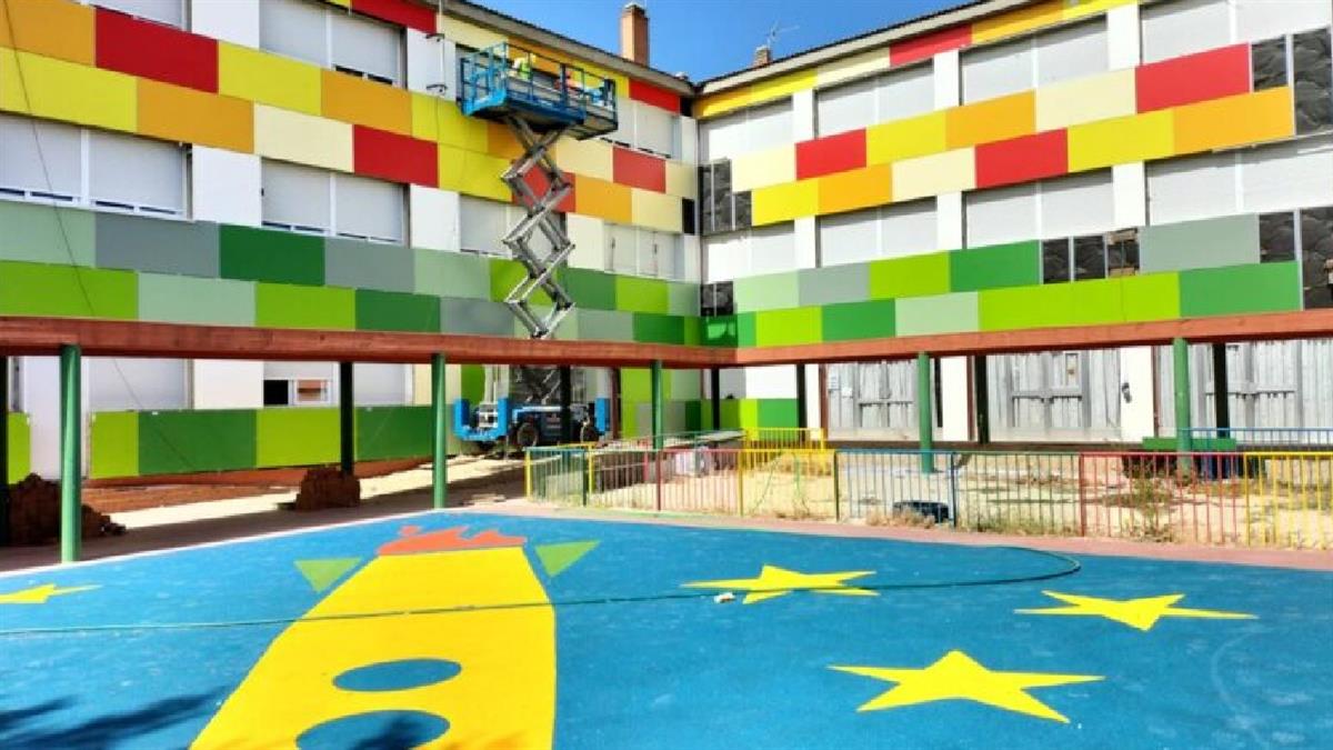 El Ayuntamiento invierte más de 1.000.000 de euros en obras de colegios este verano
