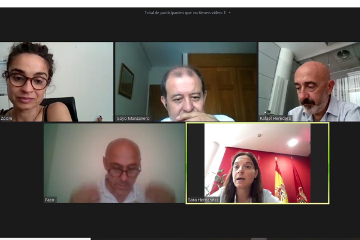 Los equipos directivos señalan la complejidad de usar espacios fuera de los centros 