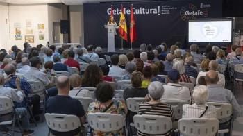Los asistentes podrán realizarse pruebas de audición, glucosa, tensión arterial y test rápidos de VIH en la Plaza de la Unesco