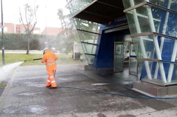 Se han realizado 5.000 intervenciones especiales de desinfección y se han baldeado 3.848 km de calles y vías hasta el momento