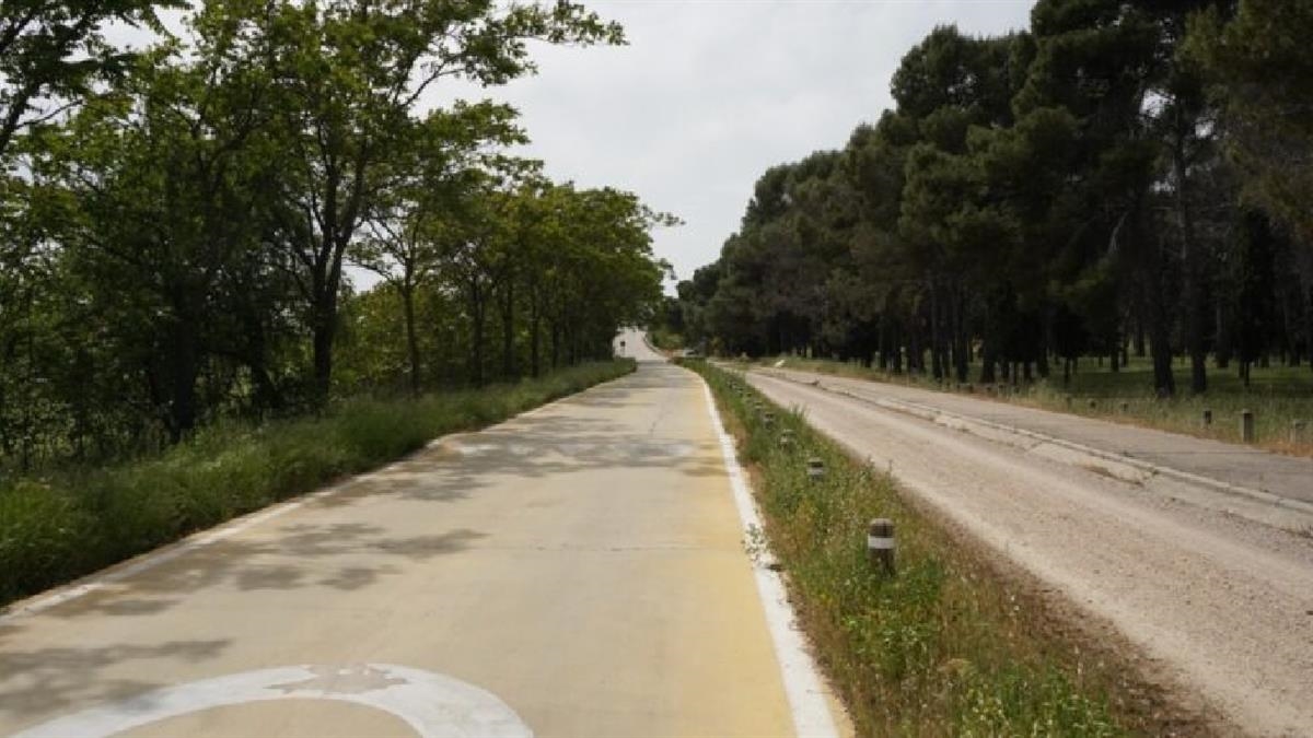 La Consejería de Medio Ambiente se compromete a estudiar el doble sentido de la vía pecuaria del barrio 
