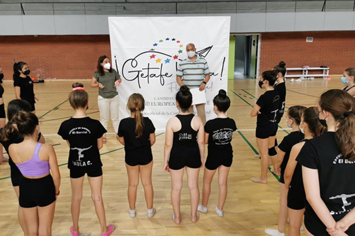 En torno al ocio saludable participarán deportistas y otros colectivos como personas mayores, estudiantes, entidades culturales y personas con discapacidad.

