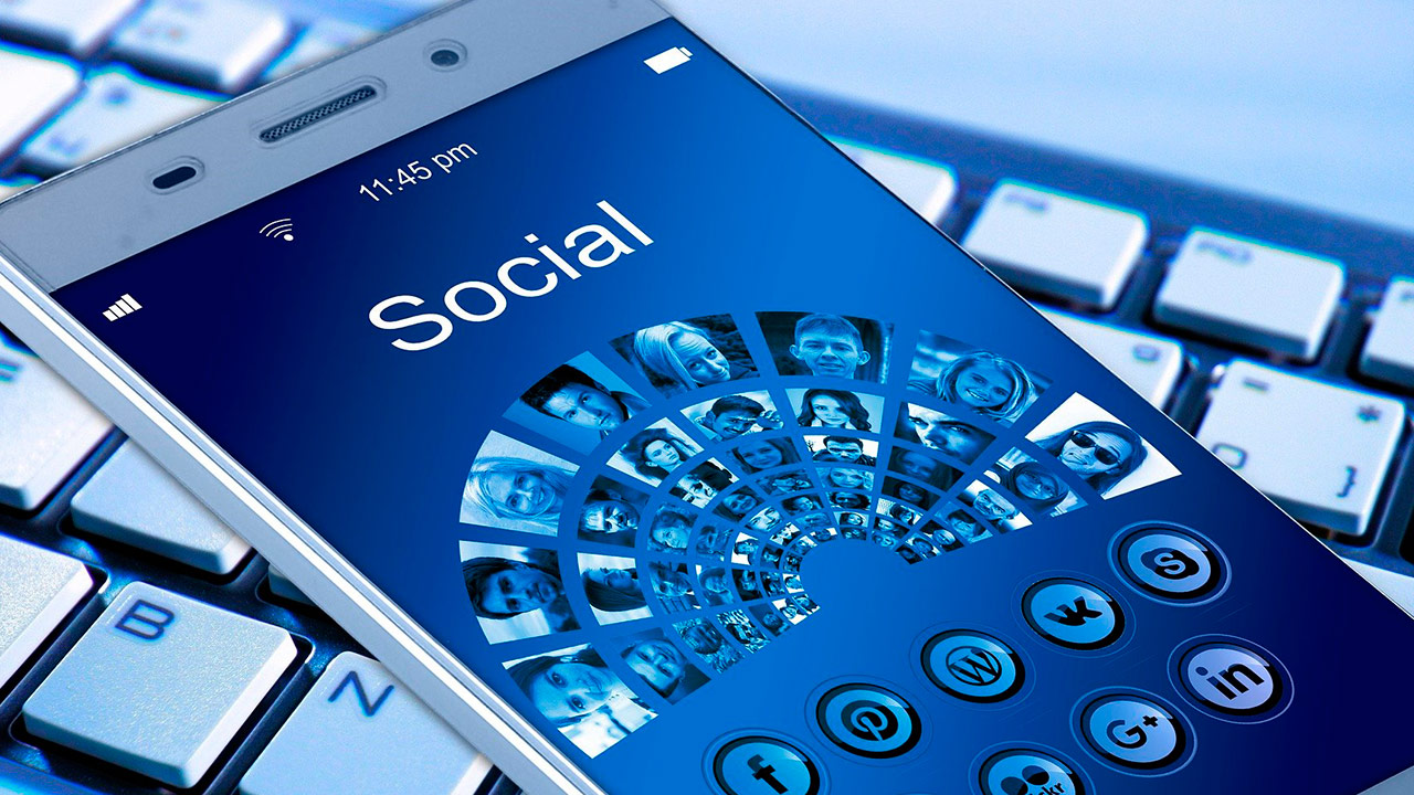 Ciberbullying, Doxing, Fake news, Grooming, Phishing, Sexting, ¿sabes lo que significan estos términos?