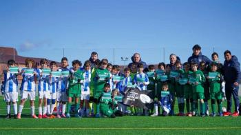 Se realizará una aportación de 1.000€ a la Fundación Unoentrecienmil