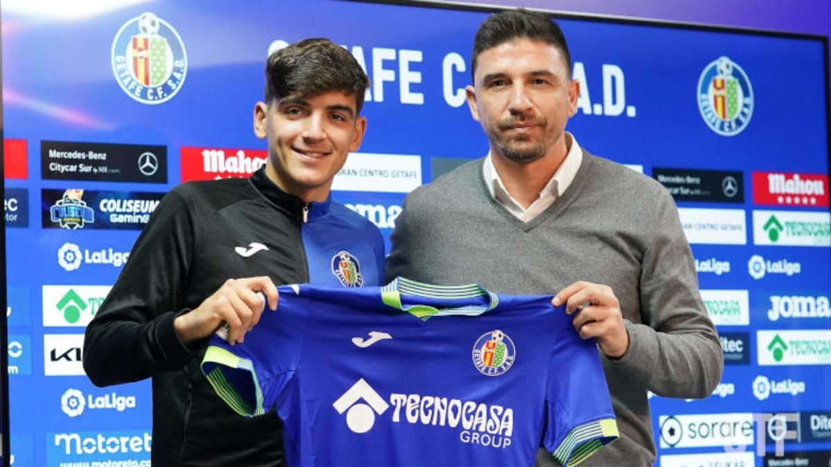 El español llega cedido hasta final de temporada