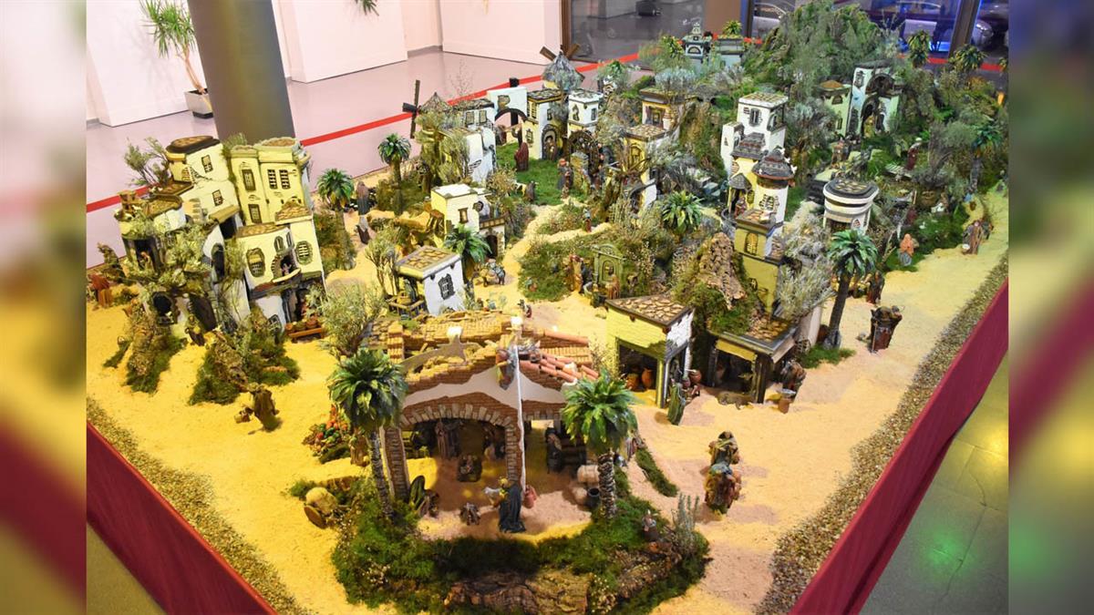 Se puede visitar de lunes a sábado de 17:00 a 20:00 horas.