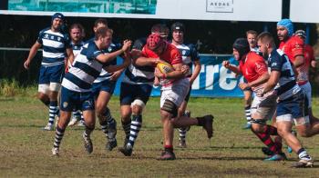 El equipo ganó fuera de casa y subió a séptima posición