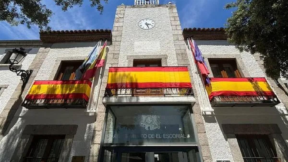 El Ayuntamiento ha agradecido a la Policía Local, Protección Civil como Servicios Generales por su labor 