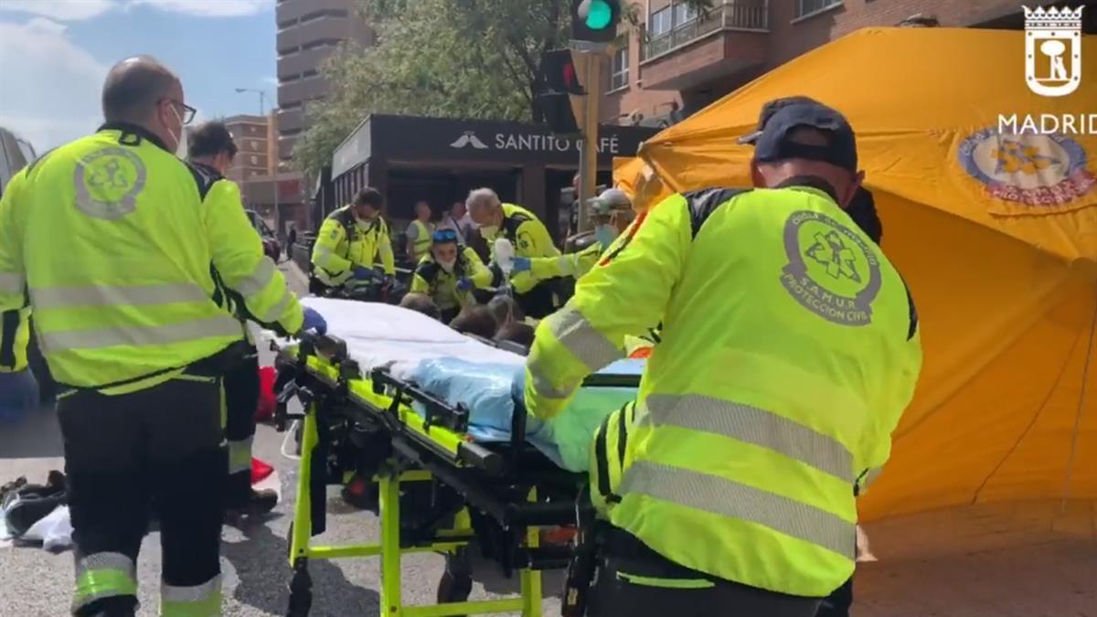 Una moto y un todoterreno colisionan en la vía